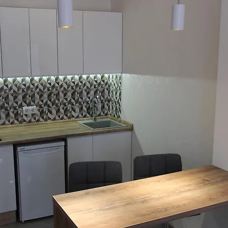 Arcadia City View Apartment